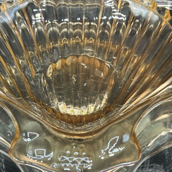 Vintage Jeannette Glass Company Amberglo Marigold Carnival Glass Shell Dish - Picture 5 of 10